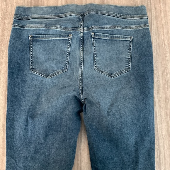 New Torrid Lean Skinny Distressed Pull On Jeans - Size 18-20 / 2X / Torrid 2 - Picture 8 of 9